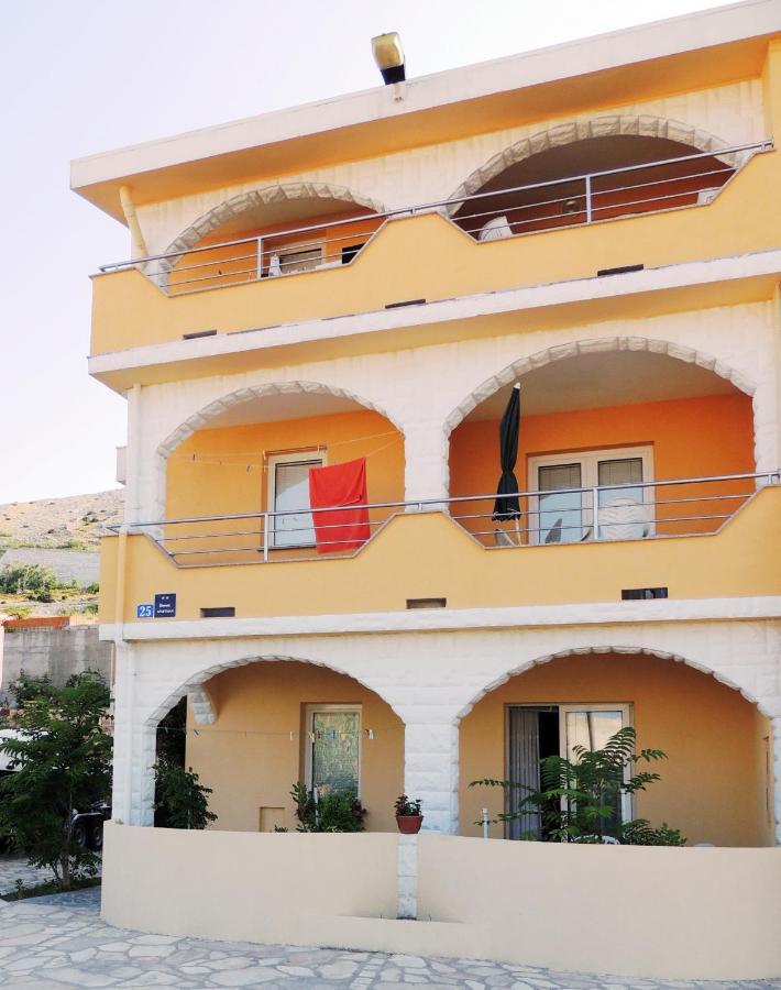 Apartman Husic 帕格 外观 照片
