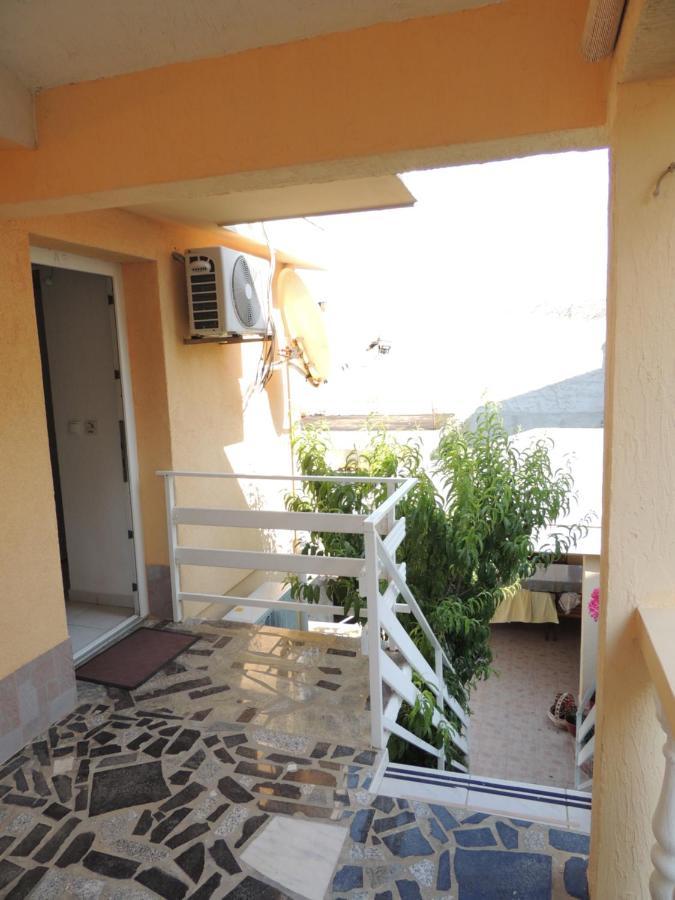 Apartman Husic 帕格 外观 照片