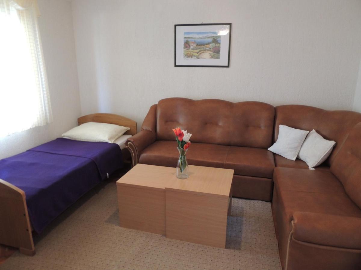 Apartman Husic 帕格 外观 照片